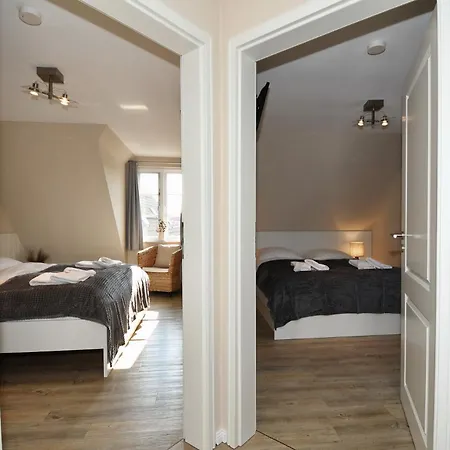 Doppelhaushaelfte Dorfkoje *