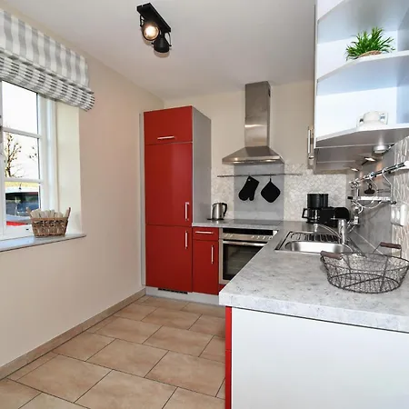 Holiday home Doppelhaushaelfte Dorfkoje